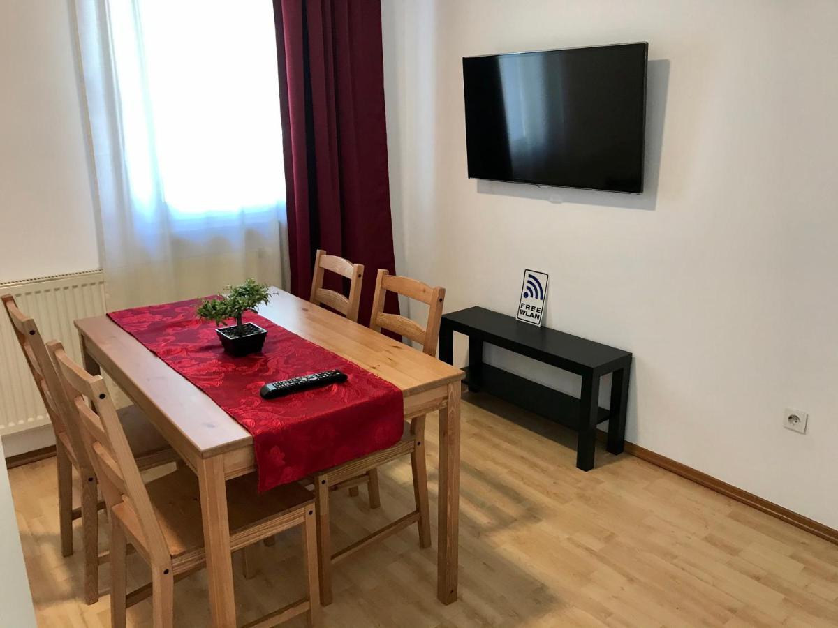 Juna Karlsruhe Ngoại thất bức ảnh