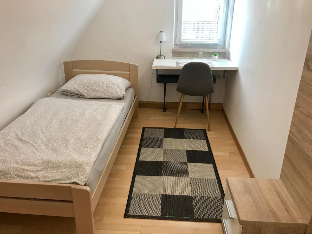 Juna Karlsruhe Ngoại thất bức ảnh