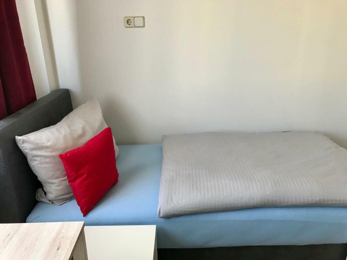 Juna Karlsruhe Ngoại thất bức ảnh