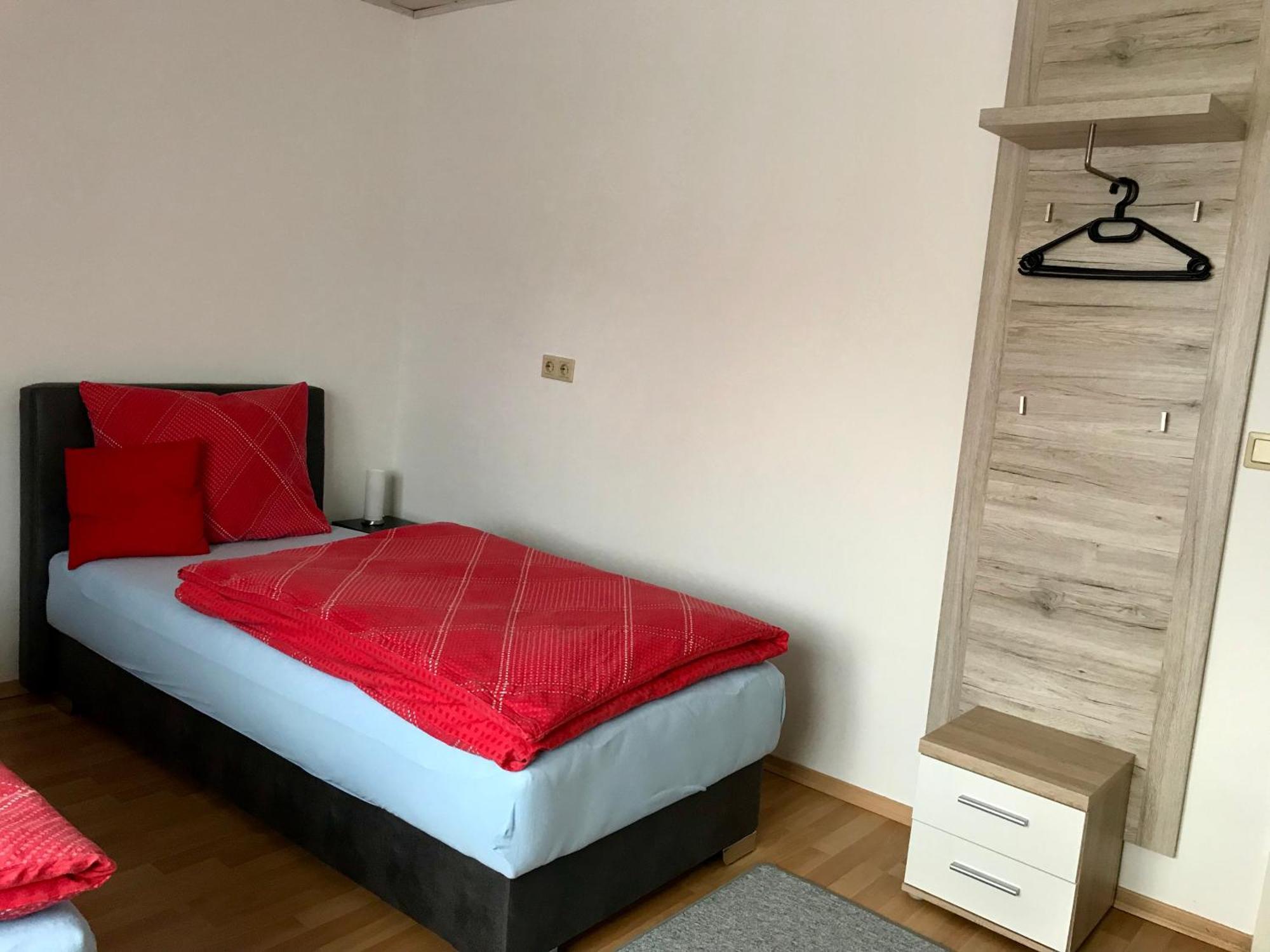 Juna Karlsruhe Ngoại thất bức ảnh