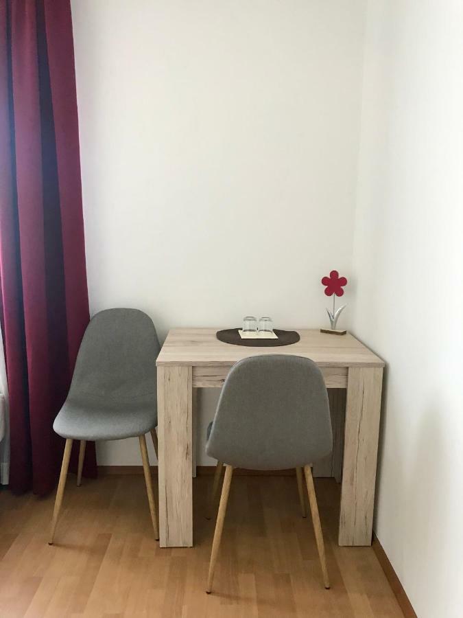 Juna Karlsruhe Ngoại thất bức ảnh
